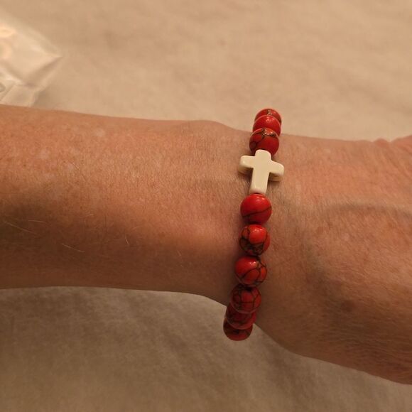 Cross bead bracelet red - Picture 6 of 8